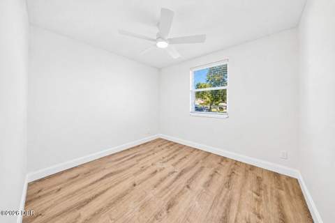636 S Seneca Boulevard, Daytona Beach FL - photo 12 of 24