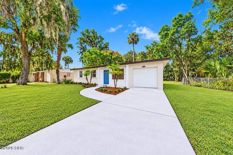 3 bedroom Single Family Residence at 636 S Seneca Boulevard, Tuscawilla Highlands, Daytona Beach — photo 3