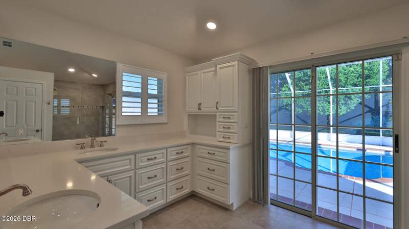 4 bedroom Single Family Residence at 1817 Spruce Creek Boulevard, Spruce Creek Fly In, Port Orange — photo 4