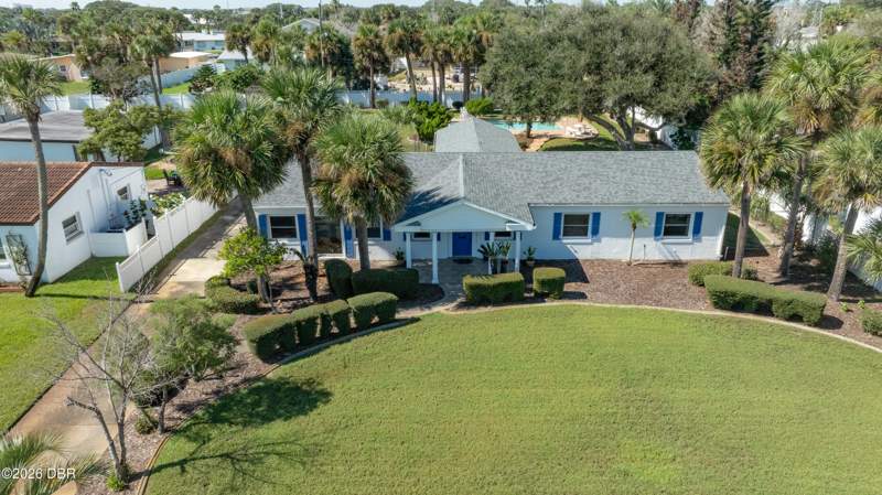 3 bedroom Single Family Residence at 1201 Flagstone Drive, Whanorsham, Daytona Beach — photo 4