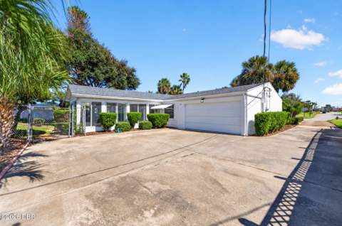 1201 Flagstone Drive, Daytona Beach FL - photo 7 of 37