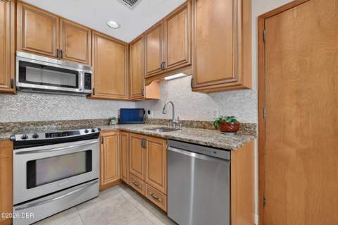 1201 Flagstone Drive, Daytona Beach FL - photo 19 of 37