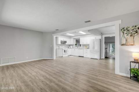 105 Wimbledon Court, Port Orange FL - photo 10 of 42