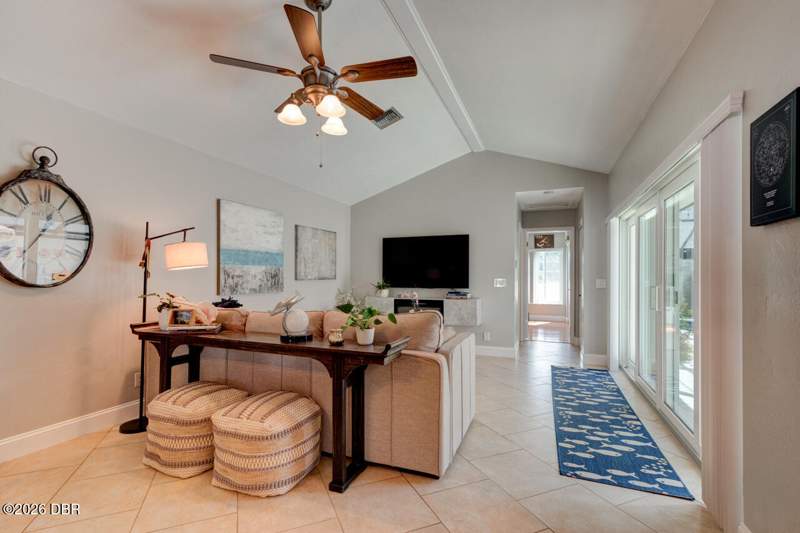 3 bedroom Condominium at 2585 Taxiway Echo, Spruce Creek Fly In, Port Orange — photo 5