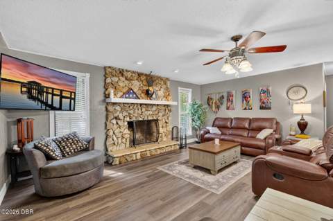 625 Wildwood Drive, New Smyrna Beach FL - photo 10 of 58