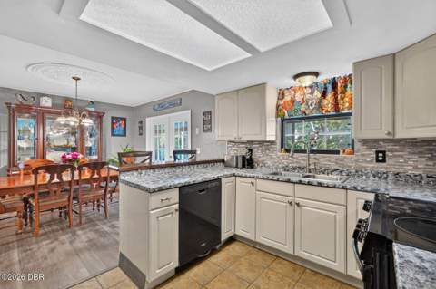 625 Wildwood Drive, New Smyrna Beach FL - photo 15 of 58