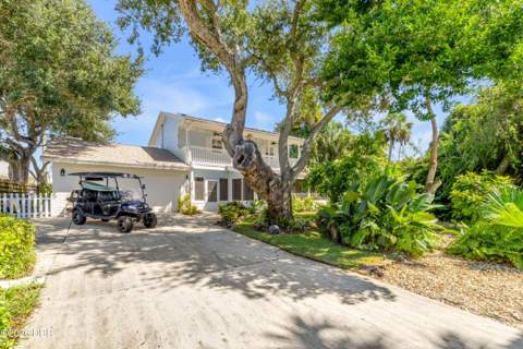 7 Oak Tree Drive, New Smyrna Beach FL - photo 8 of 44