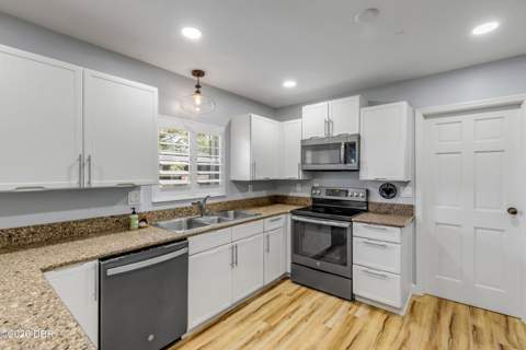 7 Oak Tree Drive, New Smyrna Beach FL - photo 14 of 44