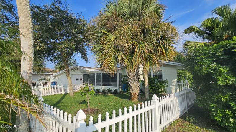 2 bedroom Single Family Residence at 7 Venetian Circle, Port Orange, Port Orange — photo 4