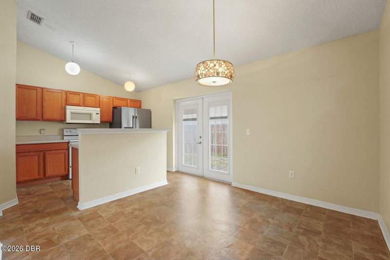 3 bedroom Single Family Residence at 3438 Arabesque Drive, DeLand, DeLand — photo 5
