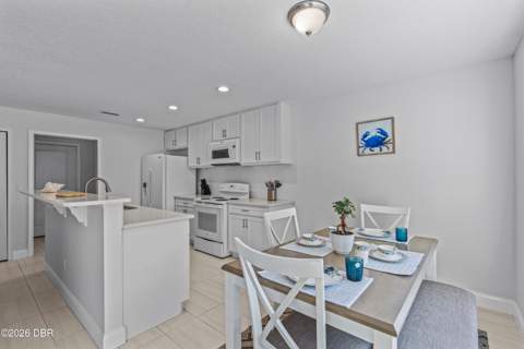 5126 Taylor Avenue, Port Orange FL - photo 17 of 41