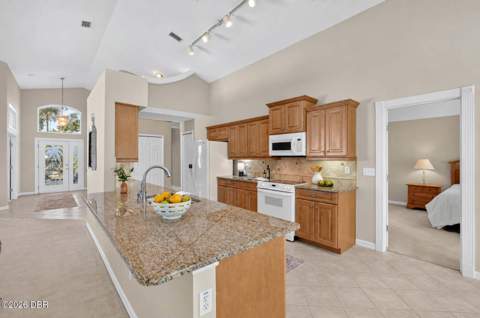 1321 Sunningdale Lane, Ormond Beach FL - photo 15 of 60