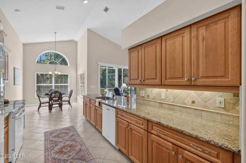 1321 Sunningdale Lane, Ormond Beach FL - photo 14 of 60