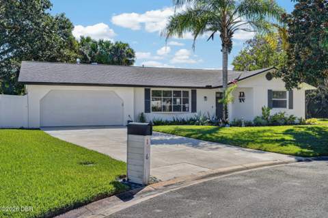 126 Knollwood Circle, Ormond Beach FL - photo 6 of 51