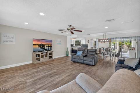 126 Knollwood Circle, Ormond Beach FL - photo 14 of 51