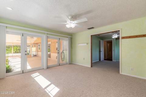 2526 Royal Palm Drive, Edgewater FL - photo 17 of 37