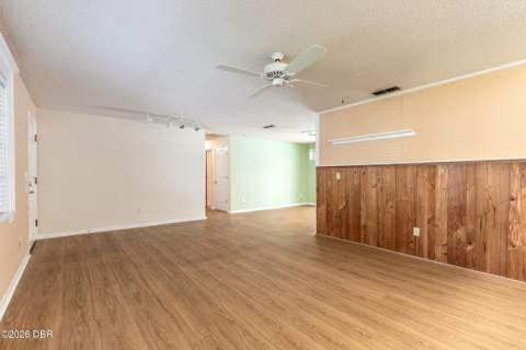 2526 Royal Palm Drive, Edgewater FL - photo 6 of 37