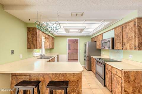 2526 Royal Palm Drive, Edgewater FL - photo 11 of 37