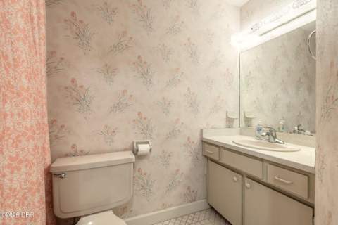 2526 Royal Palm Drive, Edgewater FL - photo 24 of 37