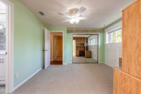 2526 Royal Palm Drive, Edgewater FL - photo 15 of 37