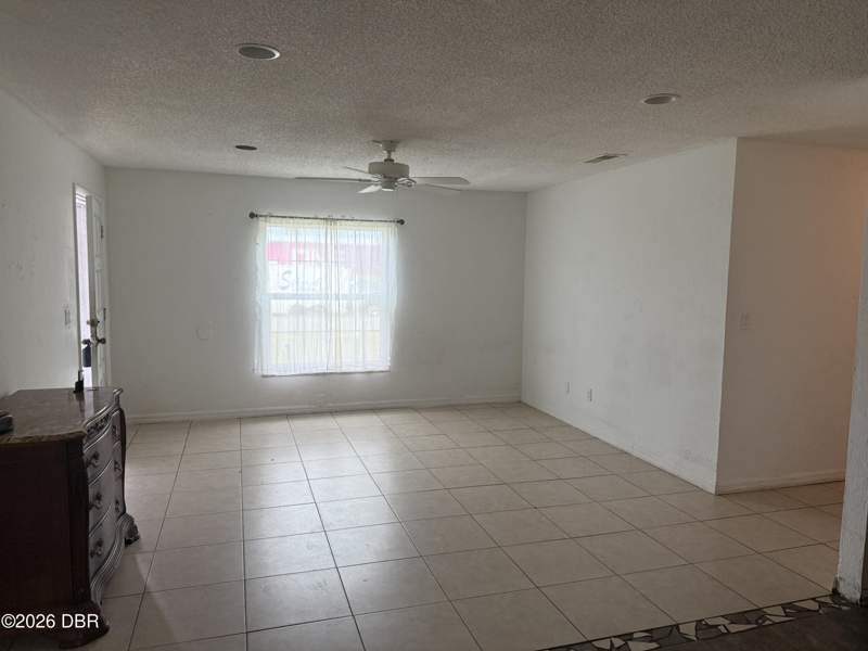 3 bedroom Single Family Residence at 1728 Maryland Avenue, Ormond Beach, Ormond Beach — photo 3