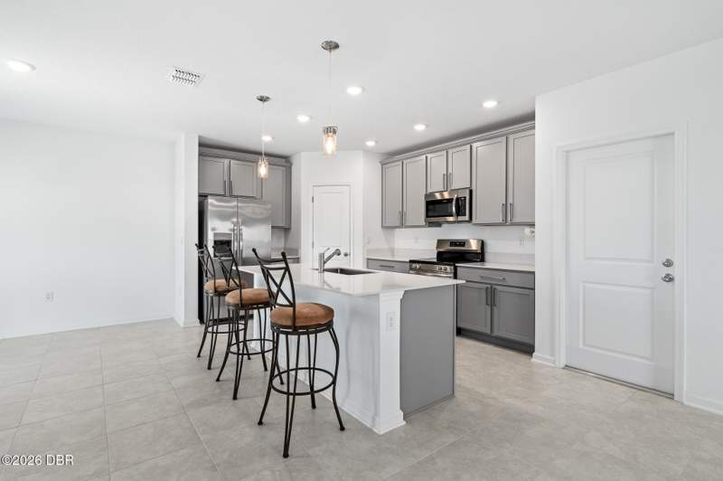 4 bedroom Single Family Residence at 4110 Calusa Pine Road, Lennar at Preserve at Lpga, Daytona Beach — photo 3