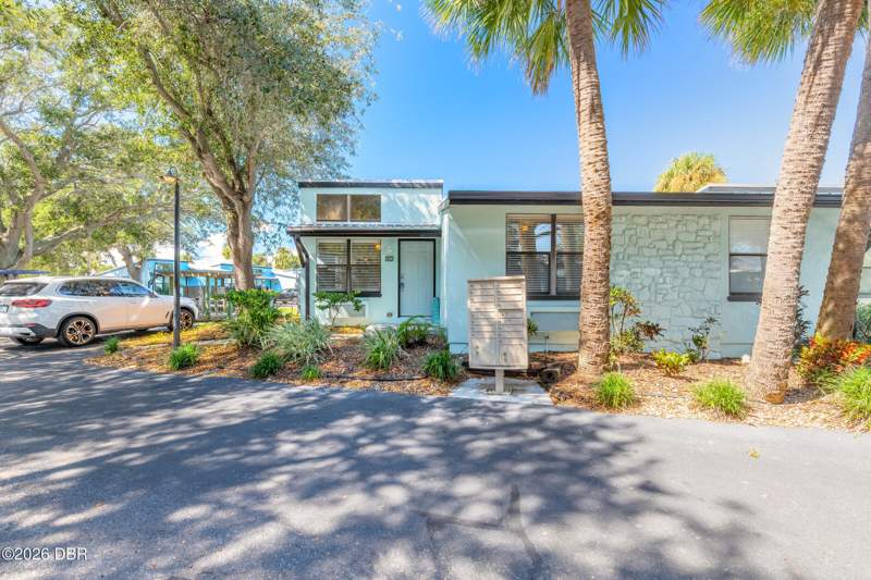 2 bedroom Condominium at 42 Jacaranda Cay Court #42, Dolphin Cove A Condo F/K/A Riverwalk A Condo, New Smyrna Beach — photo 2