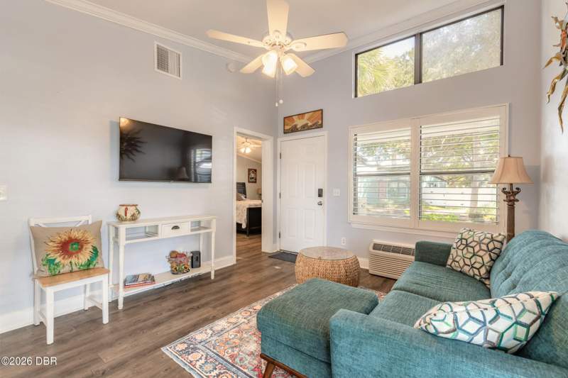 2 bedroom Condominium at 42 Jacaranda Cay Court #42, Dolphin Cove A Condo F/K/A Riverwalk A Condo, New Smyrna Beach — photo 5