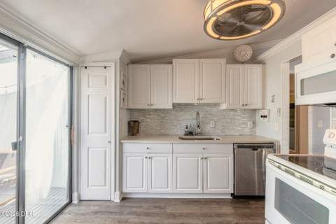 42 Jacaranda Cay Court #42, New Smyrna Beach FL - photo 8 of 46
