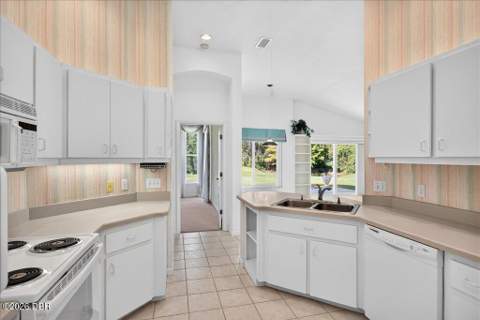 4 Katrinas Drive, Ormond Beach FL - photo 10 of 38