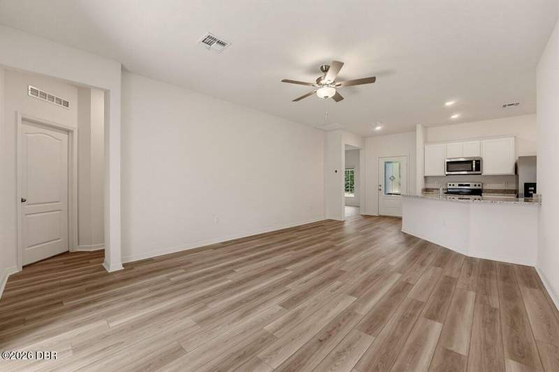 3 bedroom Single Family Residence at 112 Claymore Street, Deltona, Deltona — photo 4
