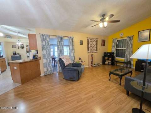 3361 Commerce Avenue, Deltona FL - photo 6 of 20