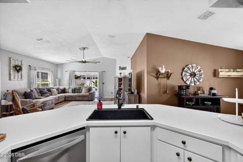 3897 Long Grove Lane, Port Orange FL - photo 14 of 44
