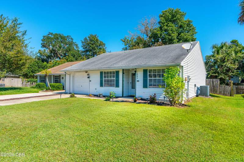 3 bedroom Single Family Residence at 1053 Oak Forest Circle, Port Orange, Port Orange — photo 4