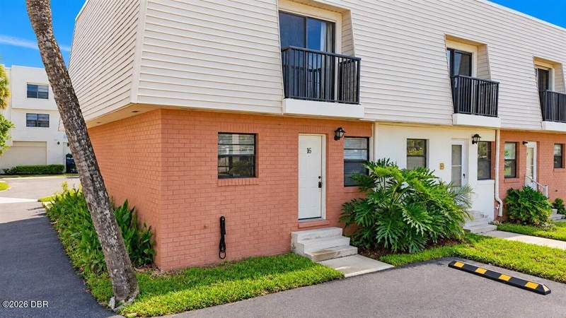 2 bedroom Condominium at 3750 S Atlantic Avenue #16, Colony Villas, A Condo, Daytona Beach Shores — photo 3
