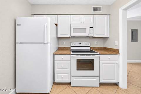 3750 S Atlantic Avenue #16, Daytona Beach Shores FL - photo 9 of 36