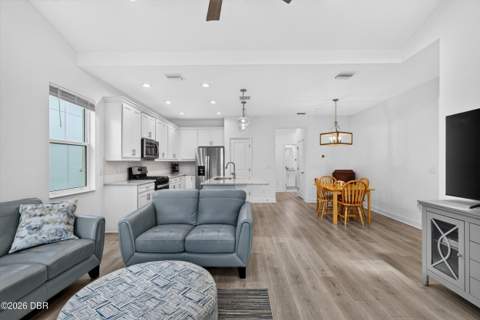 415 Hang Loose Way, Daytona Beach FL - photo 16 of 51