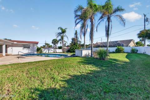 227 Fairway Drive, Ormond Beach FL - photo 8 of 19