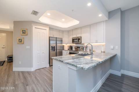 799 Sterthaus Drive #404, Ormond Beach FL - photo 15 of 36