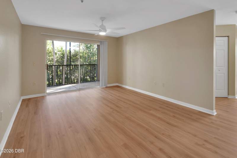 3 bedroom Condominium at 940 Village Trail #8-208, Villaggio On The Lakes Condo, Port Orange — photo 4