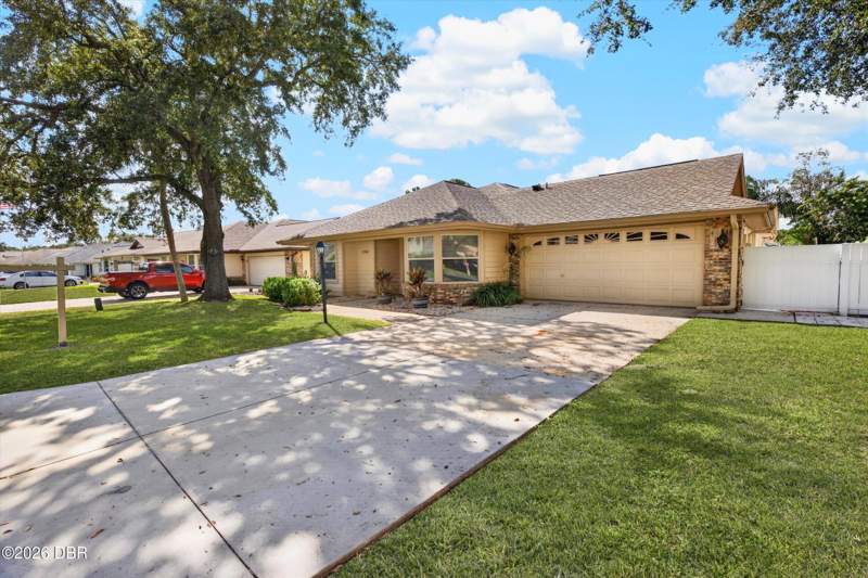 4 bedroom Single Family Residence at 3246 Vail View Drive, Spruce Creek Fly In, Port Orange — photo 3