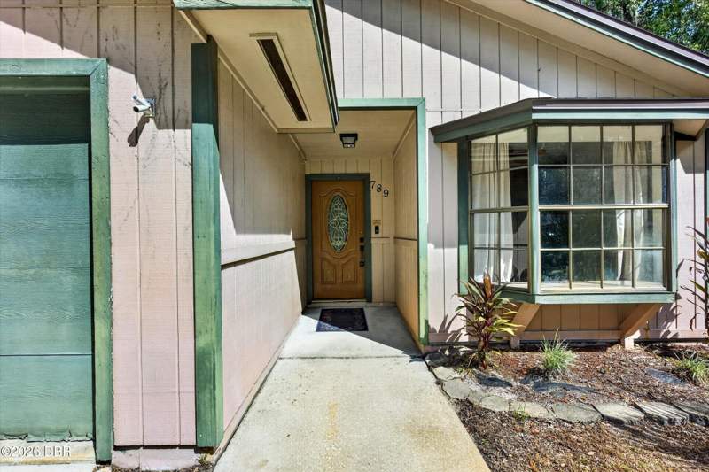 3 bedroom Single Family Residence at 789 Victoria Circle, Stratford Place, Ormond Beach — photo 4