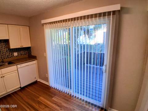 92 Fremont Avenue #102, Daytona Beach FL - photo 18 of 27