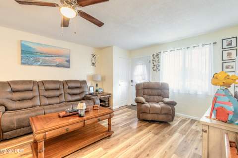 1250 Peachtree Road, Daytona Beach FL - photo 6 of 31