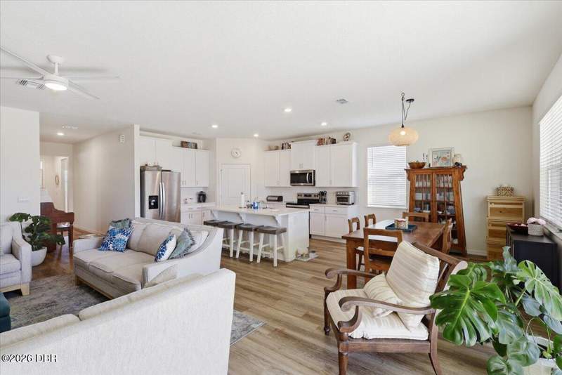 4 bedroom Single Family Residence at 338 E Merimont Lane, Archers Mill, Ormond Beach — photo 4