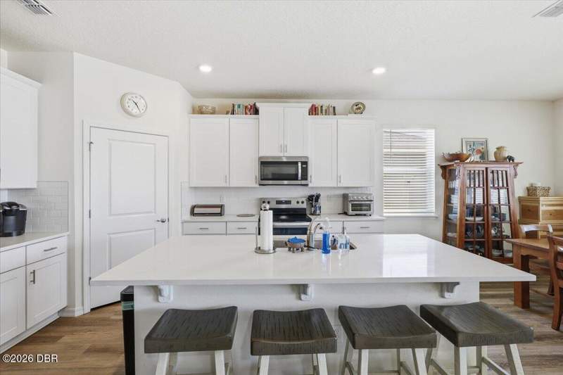 4 bedroom Single Family Residence at 338 E Merimont Lane, Archers Mill, Ormond Beach — photo 3