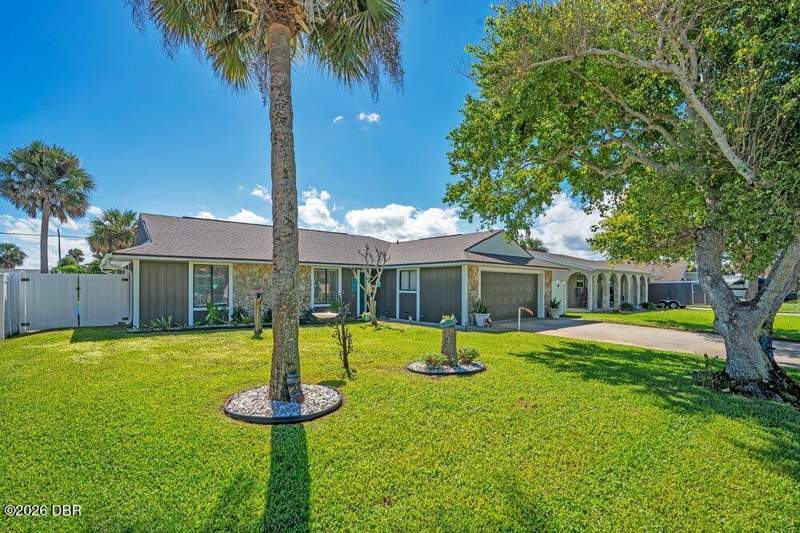 4 bedroom Single Family Residence at 16 Tarpon Avenue, Ormond Beach Plaza, Ormond Beach — photo 3