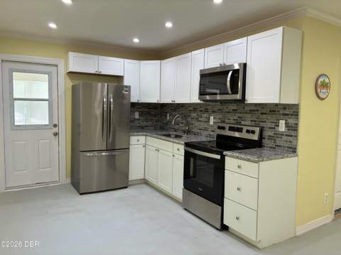 125 N Keech Street, Daytona Beach FL - photo 14 of 56