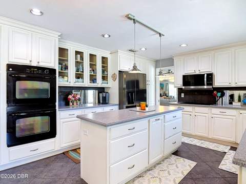 1437 Golfview Drive, Daytona Beach FL - photo 14 of 71