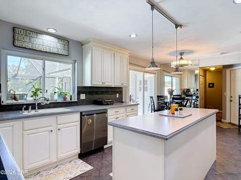 1437 Golfview Drive, Daytona Beach FL - photo 15 of 71